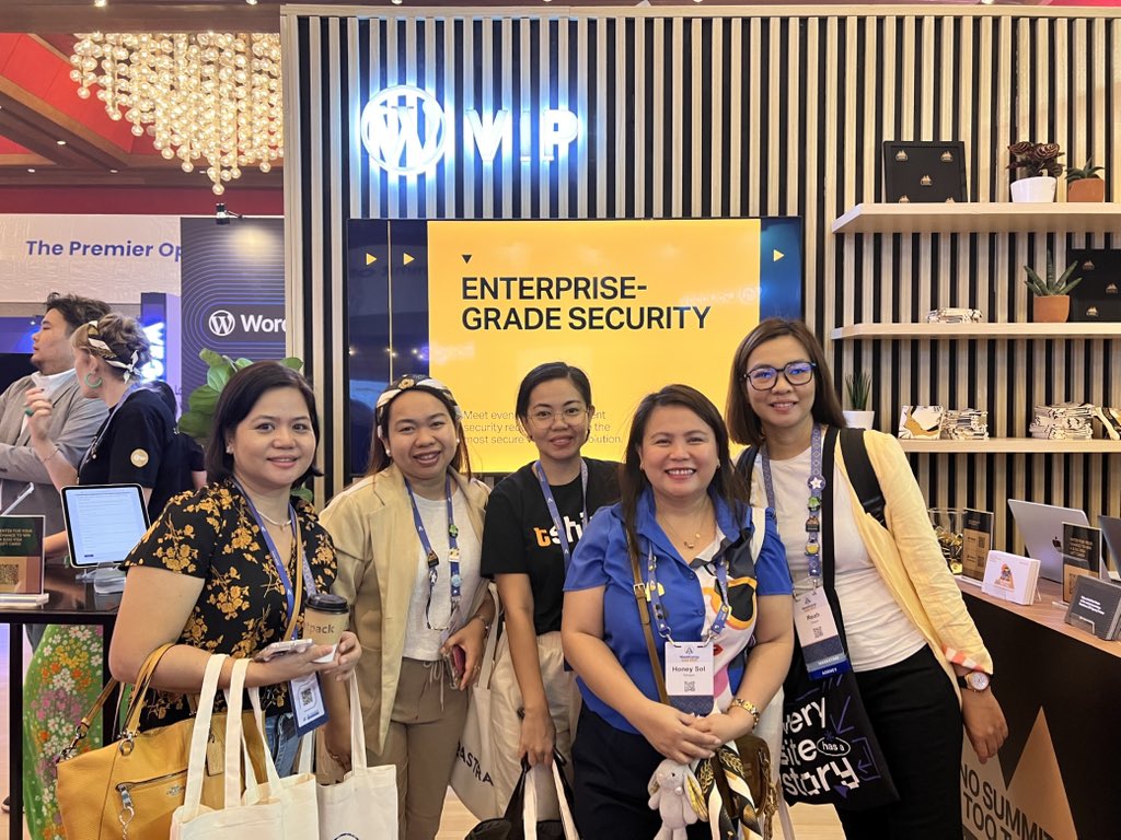 Nice to meet you at #WordCampAsia 🙌🤝❤️💙 #WordCamp #WCAsia #WCAsia2025