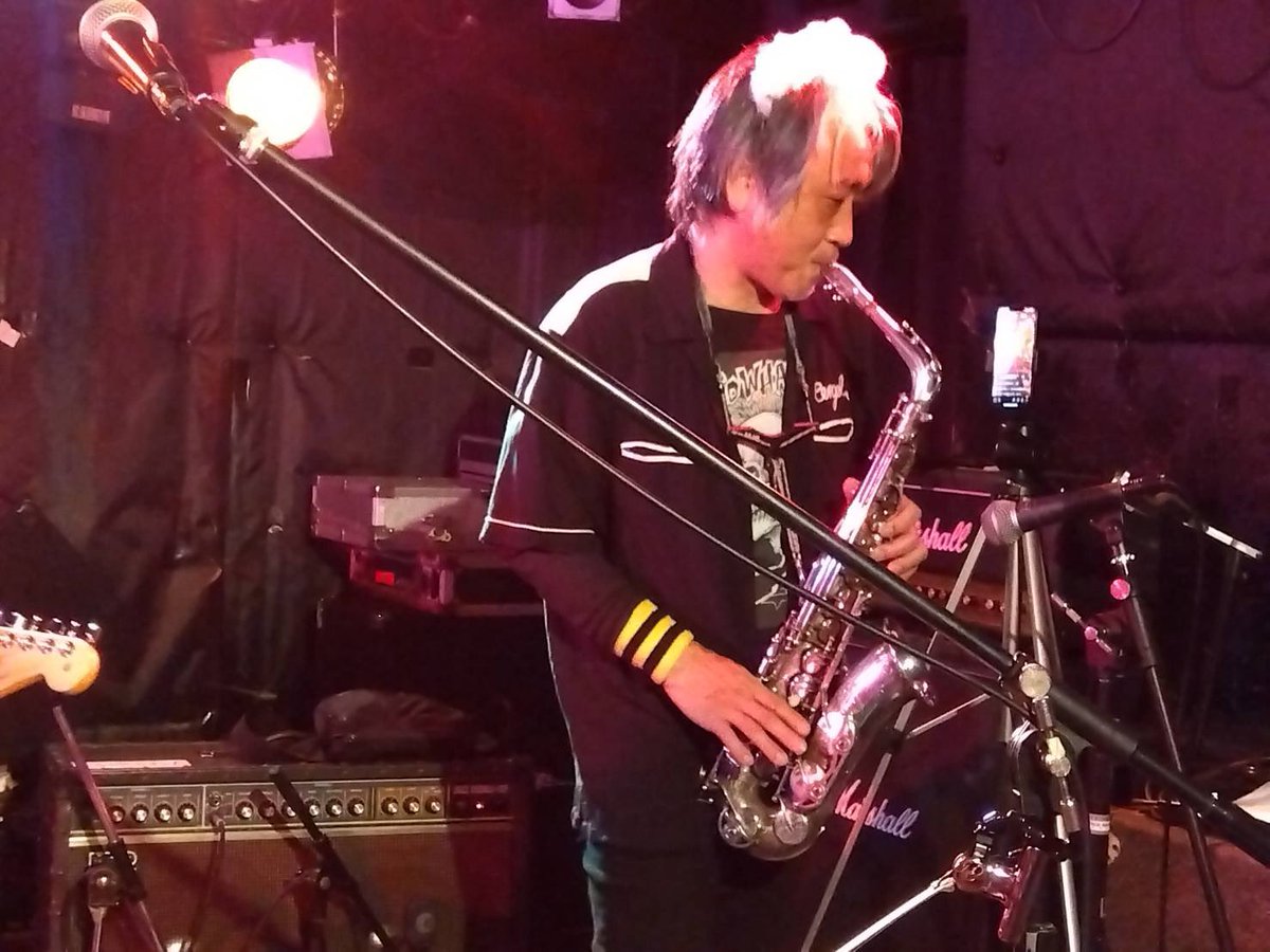 MANQ_SAX's tweet photo. 今夜の俺
ふぉとていくんばいとりいくん
猫耳つけてます(^O^)
#sunash #manq #sax https://t.co/m9s16dV6Il