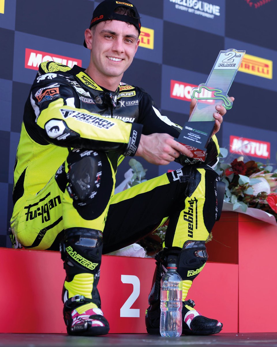 phuelled's tweet photo. Gettin’ warmer @TomBoothAmos Race 1 P2.

#AustralianWorldSBK 🇦🇺 #WorldSSP #PodiumJuice https://t.co/81fdW7zz9A