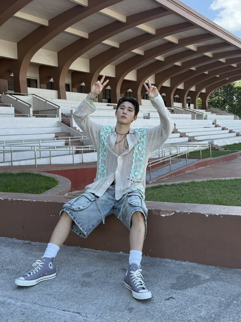 BI_131official's tweet photo. #but
뜨거운 더�� 속에서 열정적으로 즐겨준 마닐라🔥
더운데 물 꼭 잘 챙겨마시고, 더위도 식히면서 재미있게 워터밤 즐겨요🌝💛
#BI #비아이 #131LABEL https://t.co/iItvu0SgXh