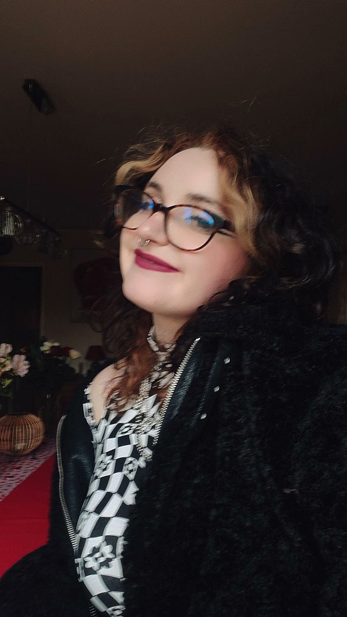 🪻Flo 🪻 ilevia hate account tweet media