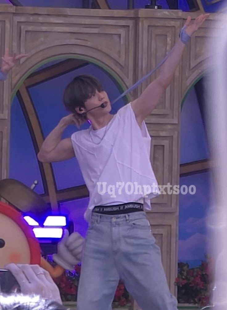 he had no reason to look this big on a random day