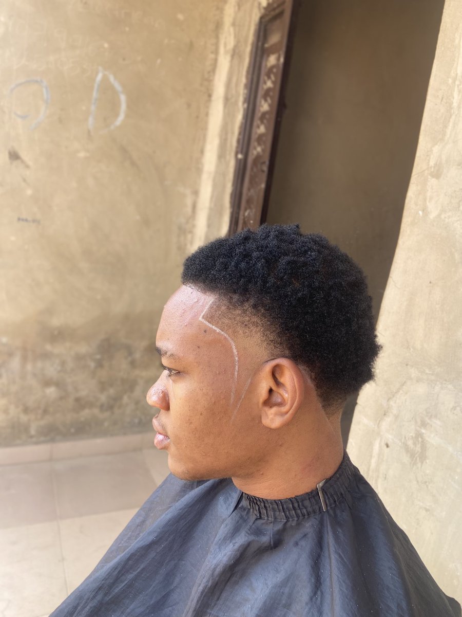 MAKAVELLI_THA_Barber 💈 tweet media