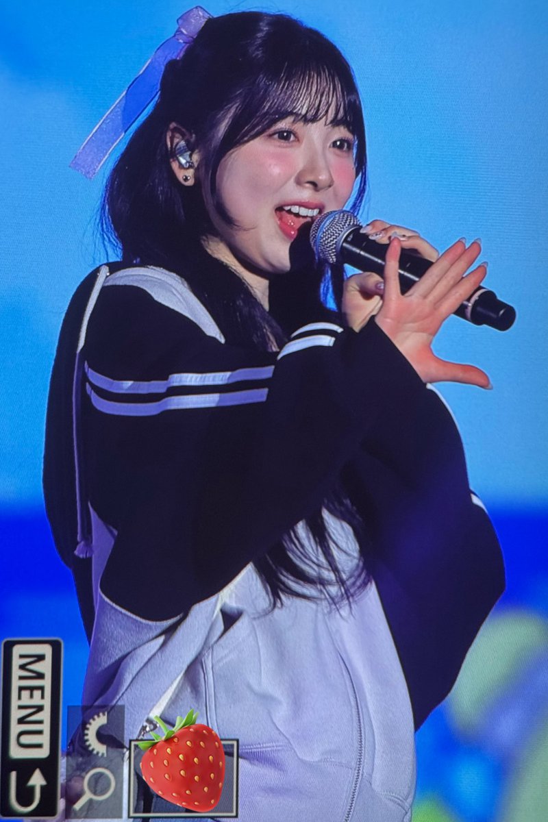 250222 AWAKE in FUKUOKA preview #NiziU #니쥬 #ニジュー #MIIHI #미