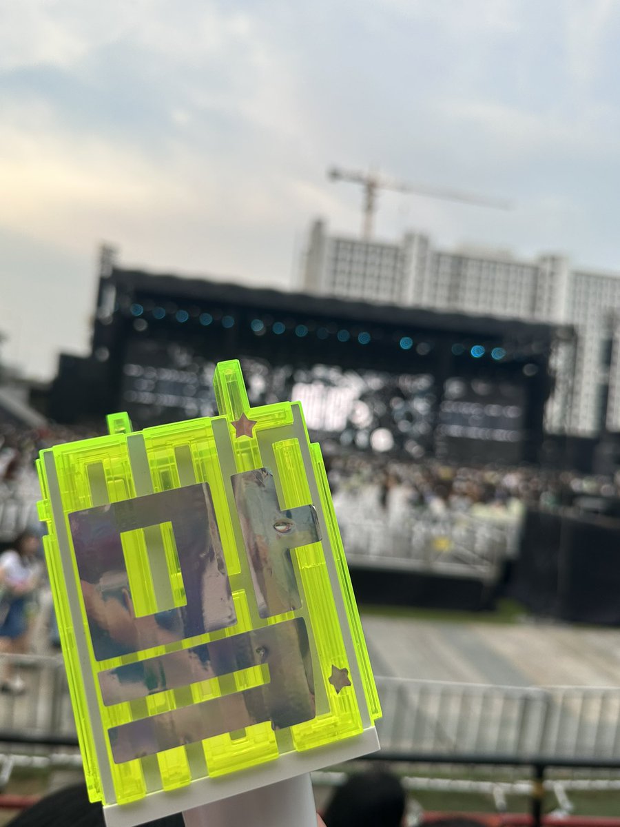 warisanutt's tweet photo. Check in 💚💚💚

#NCT127_NEOCITY_THE_MOMENTUM 
#NEOCITY_THE_MOMENTUM
#NCT127_NEOCITY_BANGKOK_THE_MOMENTUM https://t.co/WbsXaH9fEY