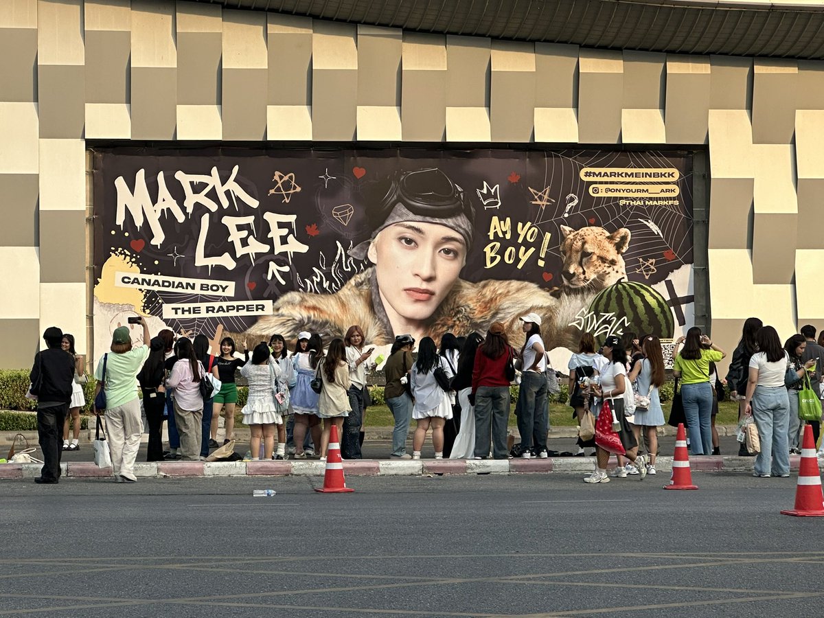 warisanutt's tweet photo. Check in 💚💚💚

#NCT127_NEOCITY_THE_MOMENTUM 
#NEOCITY_THE_MOMENTUM
#NCT127_NEOCITY_BANGKOK_THE_MOMENTUM https://t.co/WbsXaH9fEY
