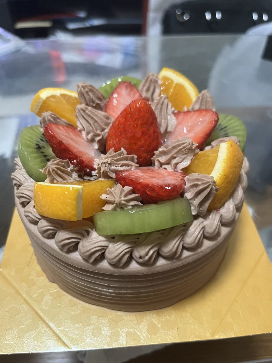 zzkonzz3's tweet photo. お祝いしてもらった
27歳になります https://t.co/gbLw3zlFza