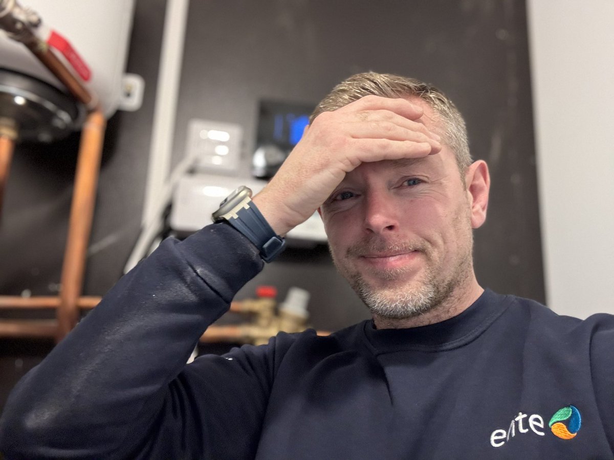 elitehull's tweet photo. Heat pump install with 200% efficiency! https://t.co/vnejLwww5n via @YouTube https://t.co/PbAmTiDDGV