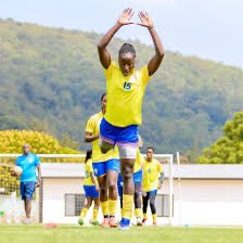 SamKarenzi's tweet photo. Ariko @FERWAFA @Rwanda_Sports mudusobanurire #Mukandayisenga bita #Kaboy! Yongeye kwirukanwa mw’ikipe y’igihugu #Amavubi
Mudusobanurire ukuntu akina muri @inyemerawfc, @RayonSportsWFC na #Yanga ari umukobwa! Yagera mu Mavubi akaba #Umuhungu! #Aratotezwa https://t.co/VFrx4U14J3