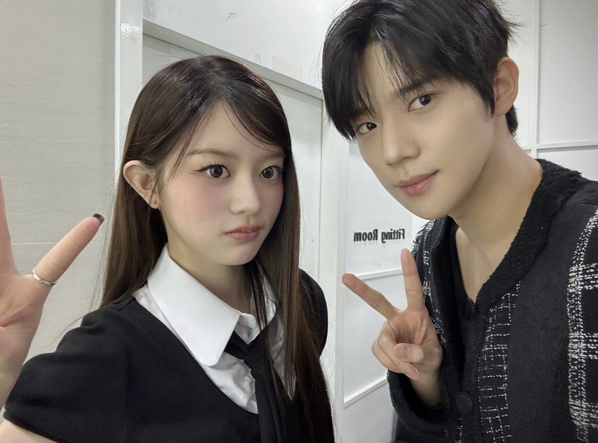 tried new style by wearing glasses, how do i look? tell me if it met your taste, i might wear another one! ✿