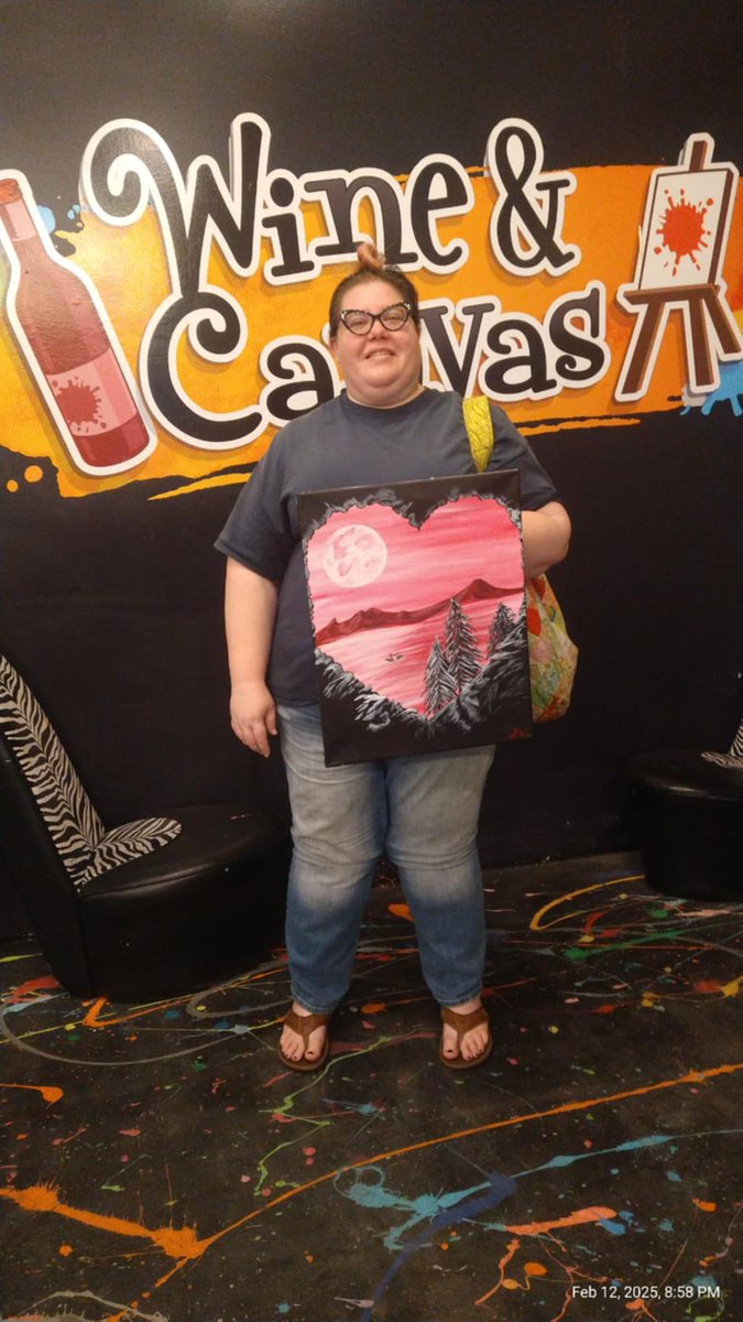 BigSugar3's tweet photo. I took a friend I hadn't seen in 15 years to Wine and Canvas for some fun. I added swans to mine. #painting #wineandcanvas https://t.co/d81LSNICOh