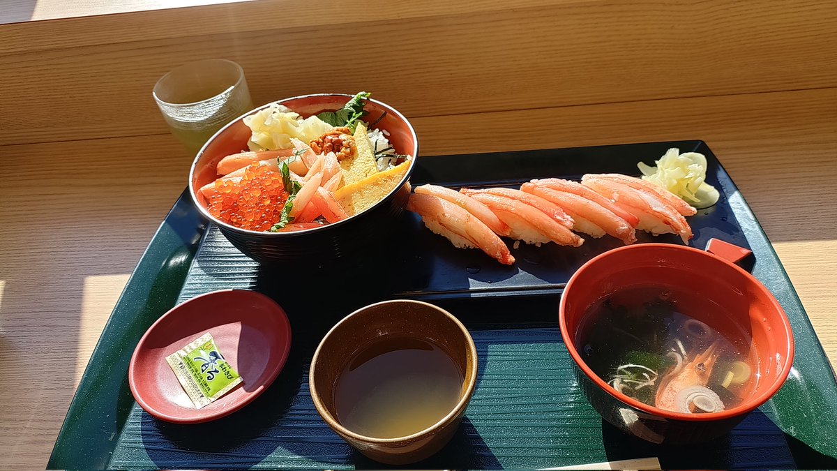 北海道旅行これで終わりかぁ〜🐔
また、来ます(^^)食べまくり旅行でした!!北海道は、美味しい所多すぎだぁぁああ