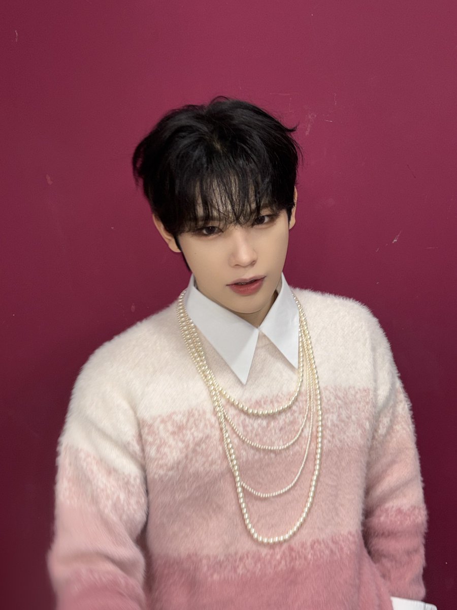 XODIAC_MEMBERS's tweet photo. [#규민🐶] 

오늘 음중도 쏘블리 덕분에 무사히 완료!!✨ 아침 일찍부터 너무 고생 많았어 고마워🩵

#XODIAC #소디엑 #GYUMIN #규민 
#똑똑똑_귬이등장 https://t.co/WlEt6s6Rho