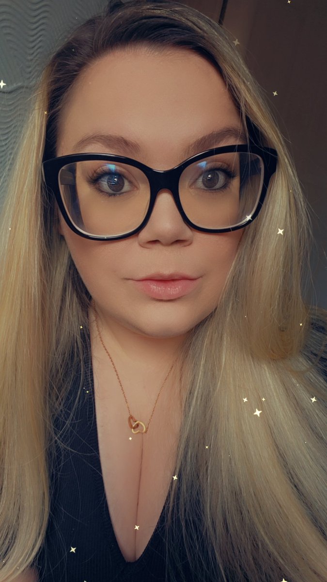 sara159234's tweet photo. Good morning 🩷! Hope you all have an amazing day! 
#saturdaymorning #SaturdayVibes #selfie https://t.co/xyq1AQJTke