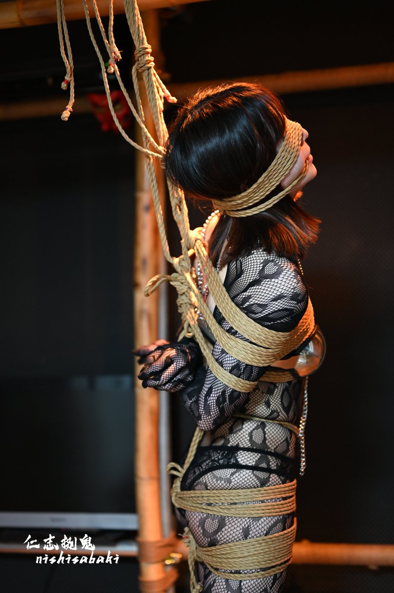 口縄と目隠しがセットになっているのが素敵
📸<a href="/MST_696/">仁志 捌鬼 @縄ちょっと休憩中</a>