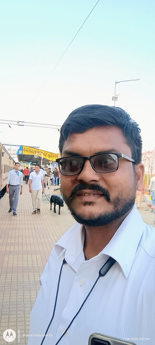रिश्तों को कुछ इस तरह
 बचा लिया करो....!
 कभी मान लिया करो तो
 कभी मना लिया करो....!!
#ElonMusk
