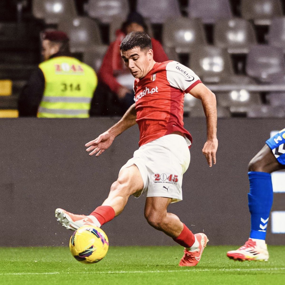 💯 Back to his best!

👏 <a href="/victorgperea2/">Victor Gomez</a> returns to the XI and does it with a win and being an impassable wall to win 1-0 against Nacional.