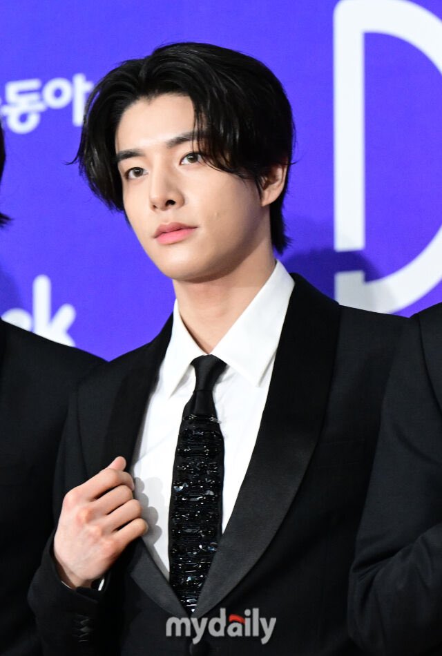 enhypenupdates's tweet photo. [PHOTO] 250222

JAKE at the 1st D AWARDS Red Carpet | K-media Photo (1)

ENHYPEN REIGNS AT D’AWARDS
#ENHYPENonD_Awards2025 #D_Awards #ENHYPEN @ENHYPEN_members @ENHYPEN https://t.co/WlaRWW2PbL