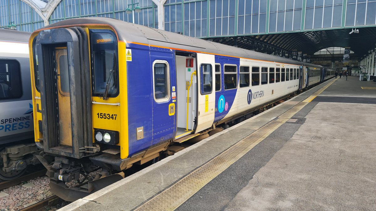 Shaun__92's tweet image. Northern Trains 155347 forming 2W12 0959 Hull to Bridlington #northerntrains #northern #class155 #sprinter #1of7 #leyland #britishleyland #hull #cottingham #beverley #huttoncranswick #driffield #nafferton #bridlington #saturday #22nd #february #2025 @northernassist