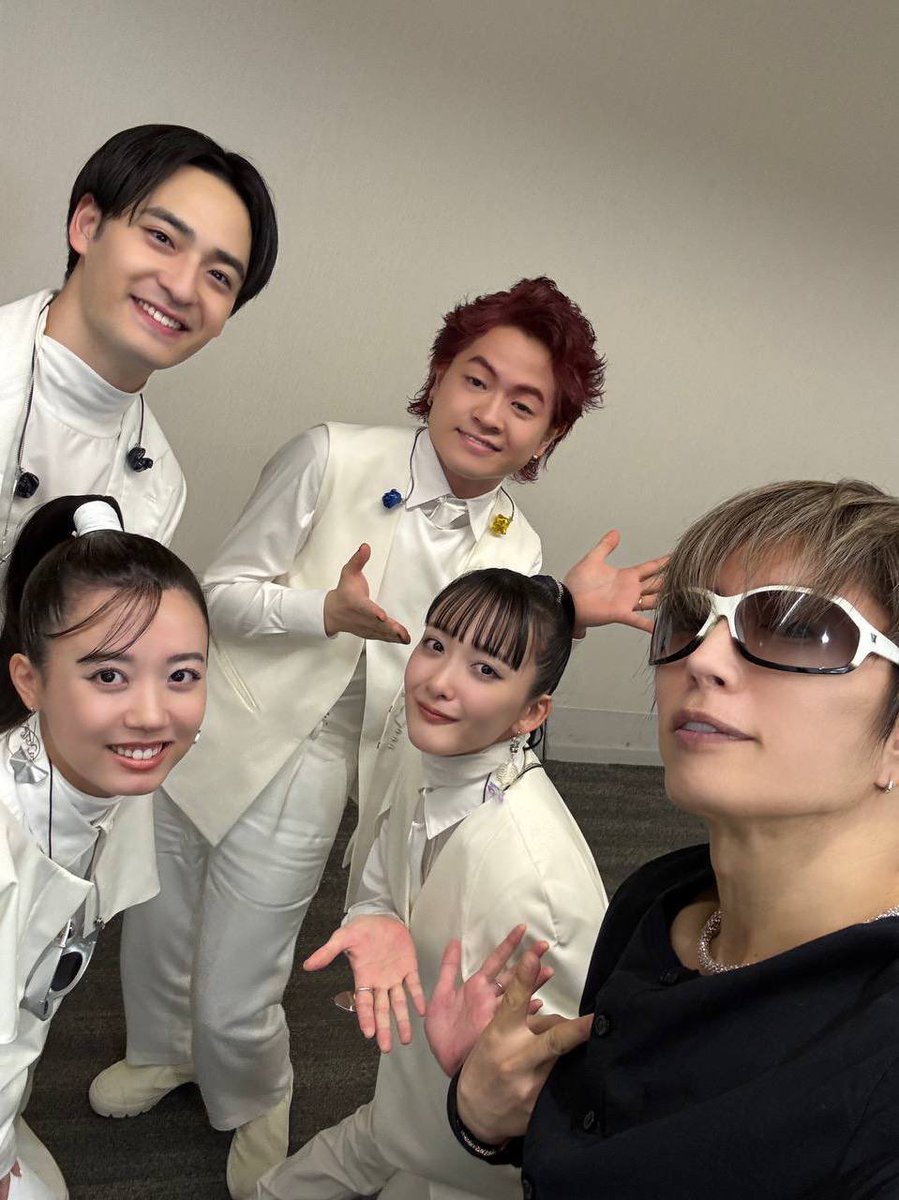 昨日のMステで一緒だった緑黄色社会のボーカルの子にはびっくりした。
表現力も歌唱力も素晴らしい。
これからどんなボーカルになっていくのか本当に楽しみだ。
いい刺激を貰った。
ボクももっと頑張ろうっと！

#Mステ
＠ryokushaka