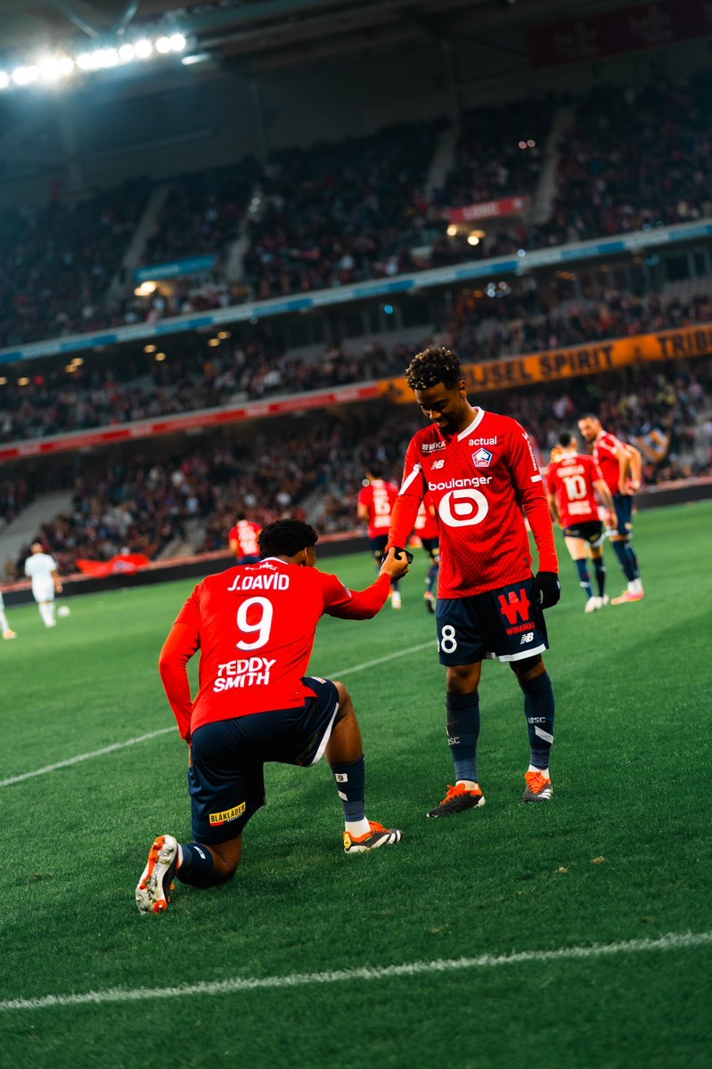 QF2025's tweet photo. Manchester United could save millions if they were to move for Jonathan David and Angel Gomes from Lille this summer, as both are becoming free agents. [@ManUtdMEN] https://t.co/O6FFLbxLIj
