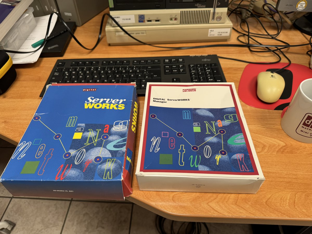 deccomputers's tweet photo. Now I also have a newer version of DEC #ServerWorks (4.2). Of course, you can find an image of it in the web archive, but I prefer the original media :) https://t.co/d12jH4Yjfq