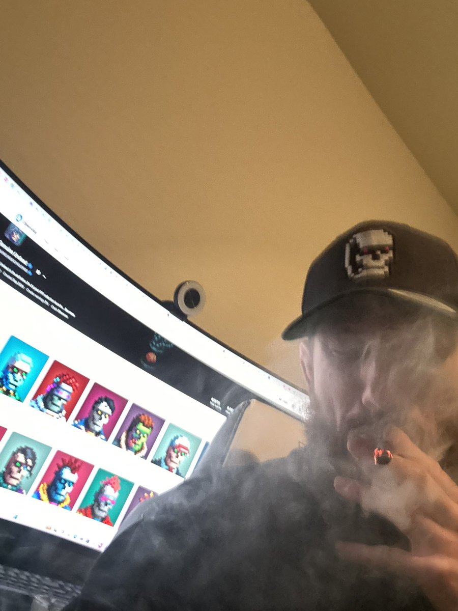 kokid951's tweet image. I’m back. 😶‍🌫️

Guess what I’m buying 🤑