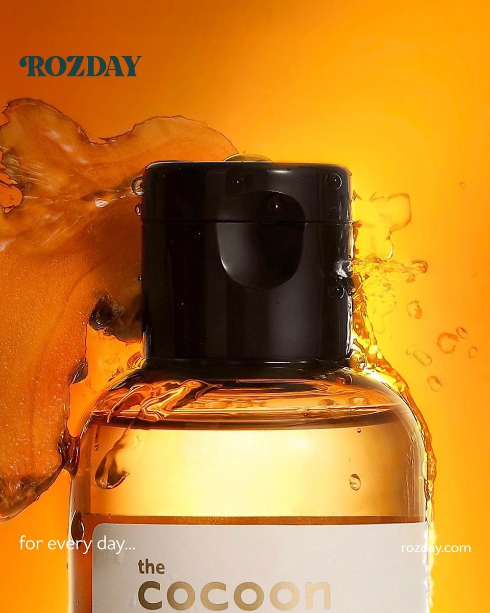 Rozdaysa's tweet photo. امنحي بشرتك فرصة للتألق مع تونر الكركم من Rozday!  ليس مجرد عناية عادية، بل خطوة استثنائية نحو بشرة موحدة ومشرقة تشع بالحياة.  يعزز نعومة بشرتك ويرطبها بعمق مع لمسة طبيعية غنية بالمضادات للأكسدة والالتهابات.  لأنك تستحقين الأفضل، ابدئي اليوم رحلة تحول بشرتك!  #RozDay #بشرة_نظيفة https://t.co/2TiPZNhrEf