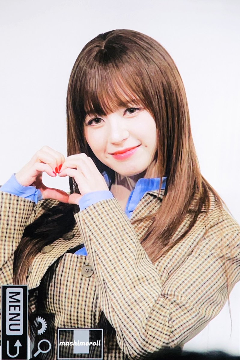 mashimeroll's tweet photo. 250222 음중팬미팅

🤎

#마시로 #MASHIRO #マシロ
#메이딘 #MADEIN https://t.co/dVP3M509qP