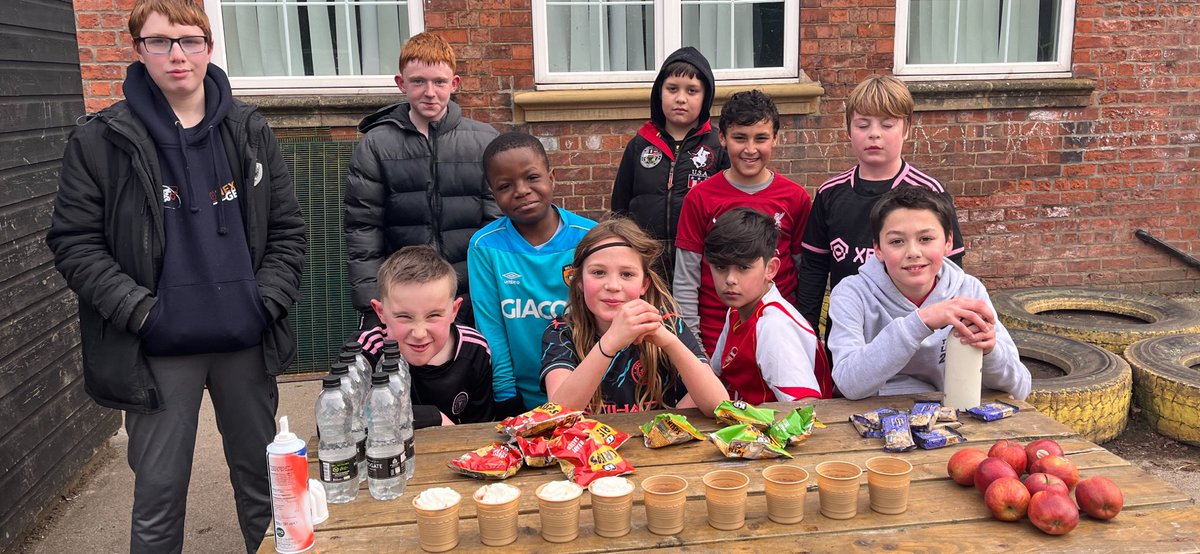 JduffyJoe's tweet image. Good fun delivering #HAF2025 this week @Healthyholshull @SGYorkshire 
Thanks to #TeamCoghill @rickrobbo91 @robgawthorpe @ryannaylor95 #VRDC @HullEaglesFC @thoresbyprimary @HullActiveSch #SpeedChallengeUK @HullUniSport @YCCC_YCF 
⚽️🏏🥊⚽️🥊🏏⚽️