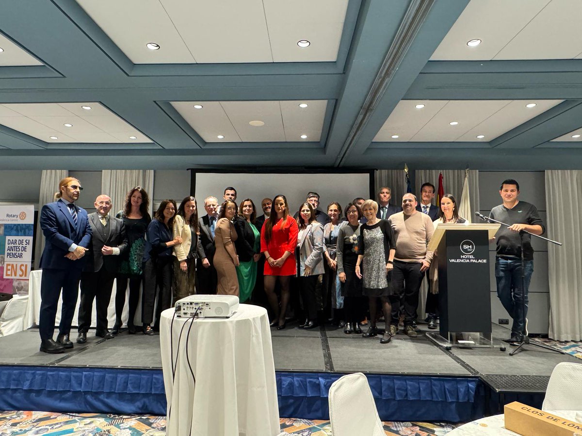 Protagonistas del Programa ALPAN, patronos y colaboradores,  con vuestro apoyo podemos celebrar el XI aniversario de esta acción solidaria tan generosa. Desde <a href="/rvalenciacentro/">Rotary Club de Valencia-Centro</a> nos sentimos orgullosos de poder conectar vuestra generosidad con las personas necesitadas. GRACIAS