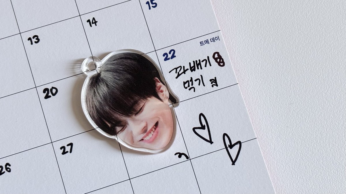 이뿌 tweet media