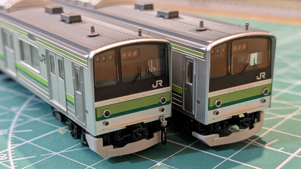 JH_027_'s tweet photo. TOMIXの205系横浜線が届いてました
本当に素晴らしい、100点満点で完璧。
生え抜き車も勿論出しますよね？楽しみにしてます(ﾆｯｺﾘ) https://t.co/mRkt1dPtyi