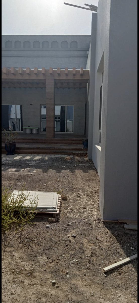 حديقة منزلية صممت لتغطية كافة احتياجات صاحب المكان
تتميز بالتصميم البسيط والاضاءة الجميلة ليلا

#جده_lلان #مساء_الاجواء_الحلوه #يوم_بدينا_1727 #حديقة_الملك_سلمان #