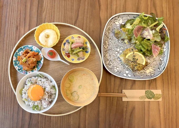 鎌倉!!完全にノープランだったので食とお喋りを楽しむのんびりとした一日になったもちのお着物はこの前イベントでお迎えしたやつだよ〜可愛くて早速お気に入り 