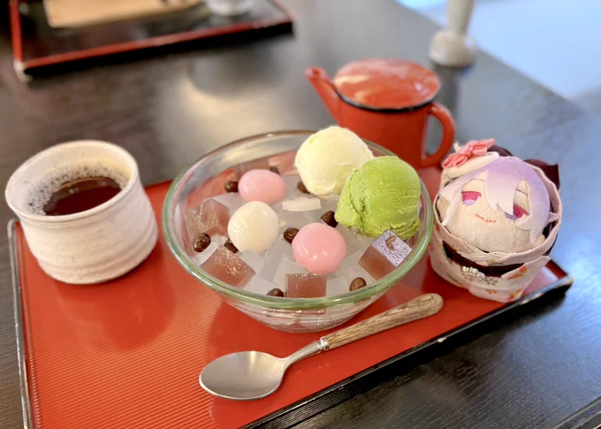 鎌倉!!完全にノープランだったので食とお喋りを楽しむのんびりとした一日になったもちのお着物はこの前イベントでお迎えしたやつだよ〜可愛くて早速お気に入り 