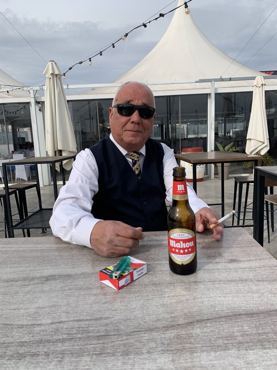BandLocomotora's tweet photo. 🚂🚂🚂todo listo ✅ 🚂🚂🚂La Locomotora parte en 1 hora en Caliza Pool Bar🚂🚂🚂 @albersaxo69 @jorgechavarri60 @ramoas2 https://t.co/XsnZPpzWug
