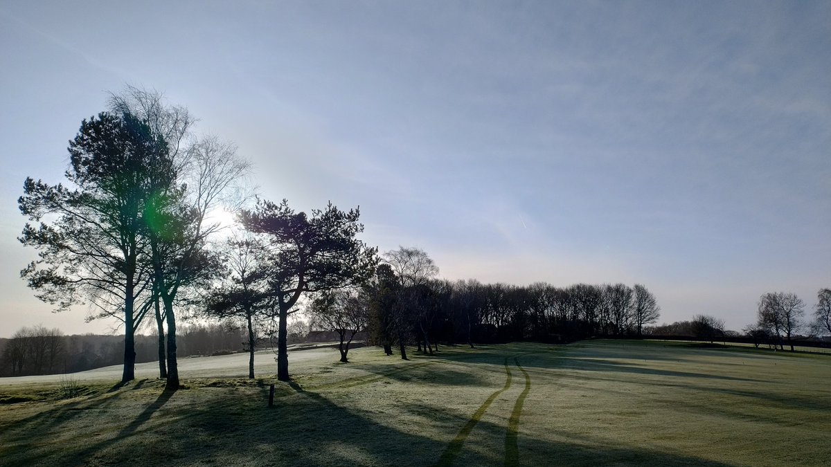 prin1969's tweet photo. Feels like spring @WarringtonGC this morning https://t.co/02V1Gq7ZNA