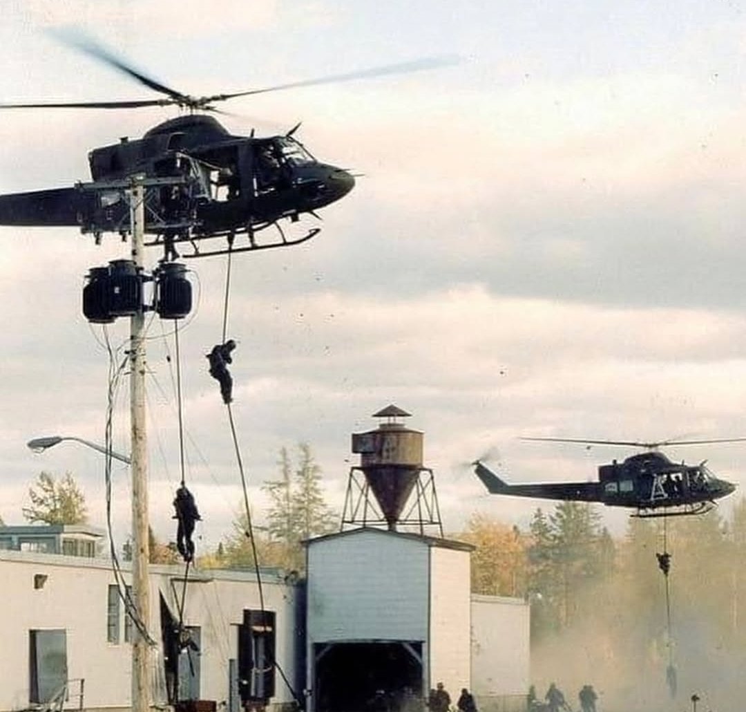 BREAKING: Super Army Soldiers deploy from Puma helicopters to assist local authorities arrest a man in Milton Keynes who had more than 8008.5 anti government posts on his #Apple #iPhone as part of Operation Not Encrypted Anymore

Photographed from a Canberra