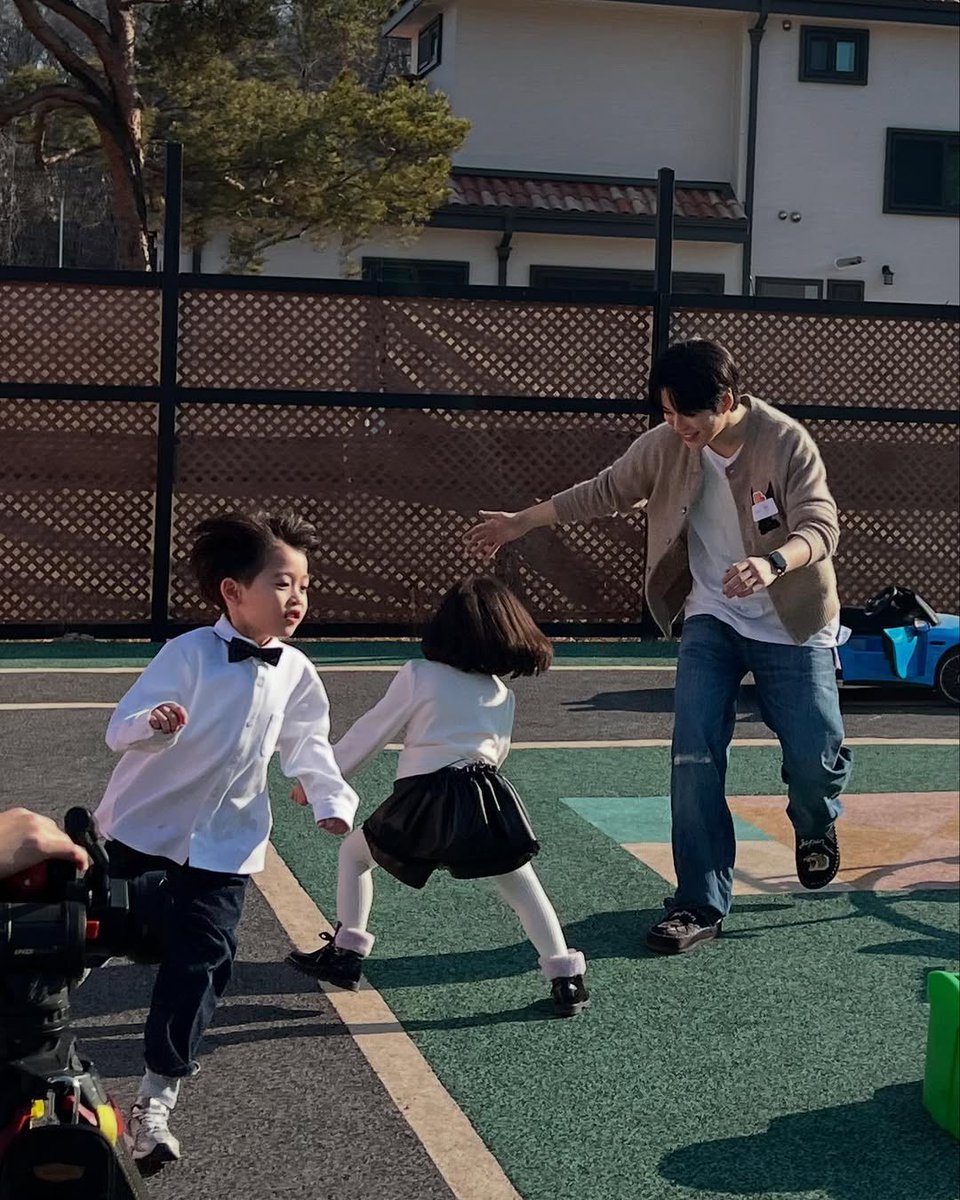 กัสอย่าแกล้งเด็กน้าา 🙂‍↕️