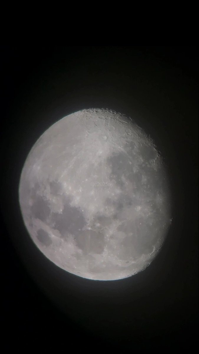 #윤하_트친소 #홀릭스_트친소
윤하 언니랑 우주 좋아하는 신입 고등학생 홀릭스입니다! 올해 1월에 입덕해서 아직 알아가야 할 게 많지만, 같이 행복한 덕질
하실 분 구해요!! 흔적 남겨주세요 : )  ✎ꪑ