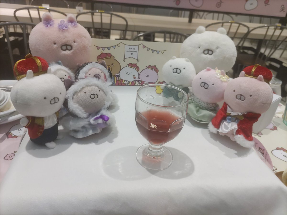 rizel1225's tweet photo. うさまるカフェ夜の部も行ってきたぴぇー❤
(◍ ´꒳` ◍)
 #うさまる
 #うさまるカフェ https://t.co/RFPP9SemLt