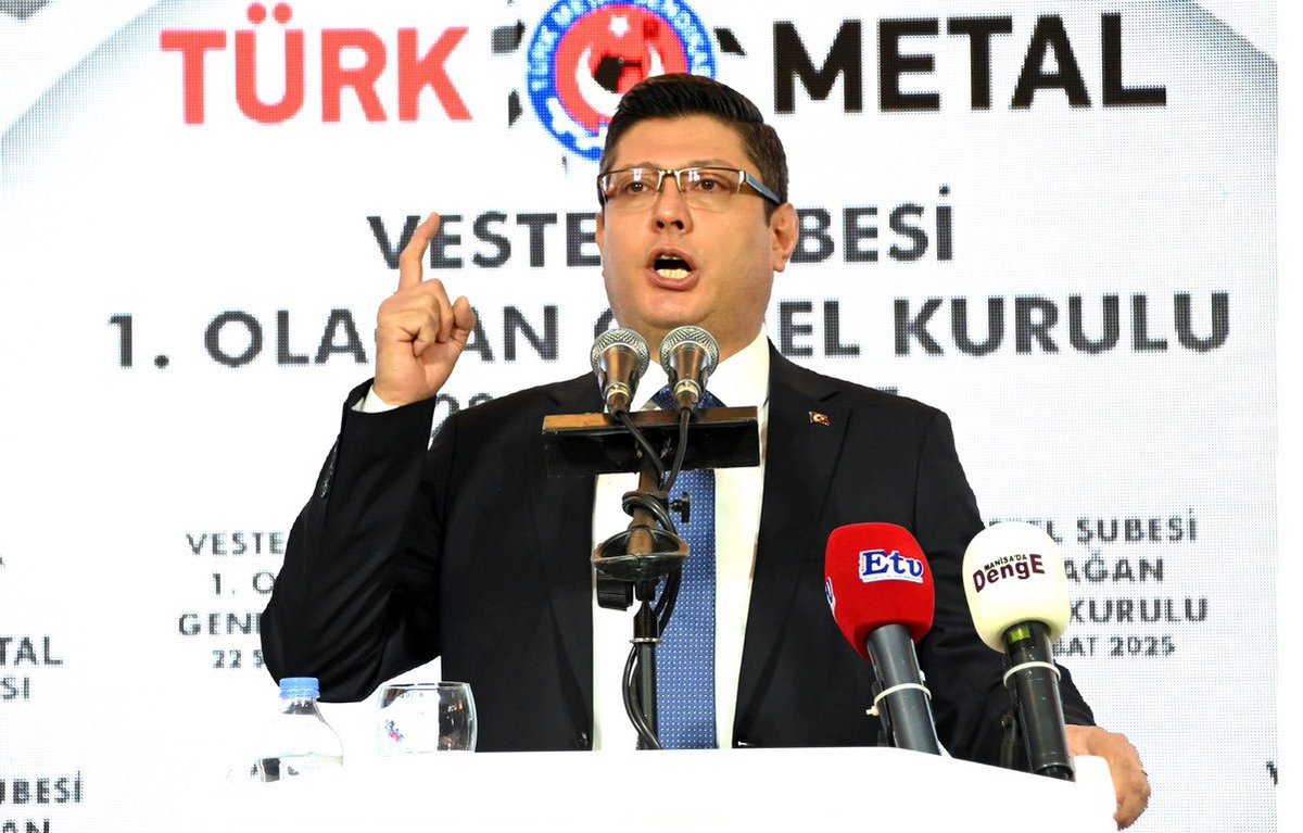 AltundagUysal's tweet photo. Bugün, genel kurul heyecanını ilk kez yaşayan Vestel emekçileriyle bir araya gelmenin mutluluğunu yaşadım. https://t.co/IRkmyGP4R1
