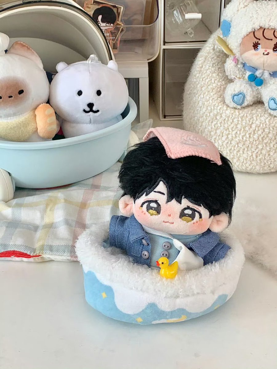 ApotheShop's tweet photo. [พรี] ตุ๊กตา เสิ่นอี้ ขนาด 10 ซม พร้อมชุด
💰 800 ราคารวมส่ง
⏳ กำหนดเสร็จ เดือนเมษายน

#ถานเจี้ยนซื่อ #คู่มือนักล่า2 #ตุ๊กตา10cm https://t.co/6OWRXGSPhq