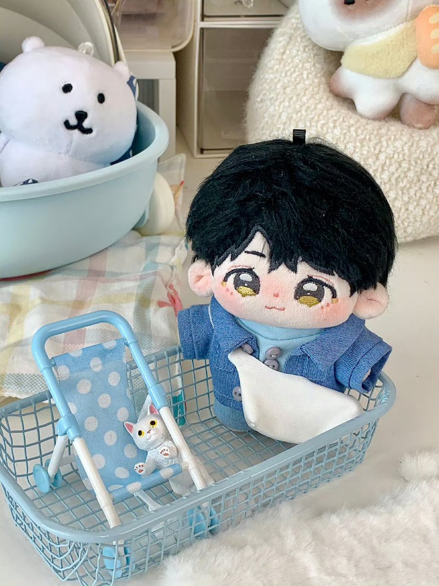 ApotheShop's tweet photo. [พรี] ตุ๊กตา เสิ่นอี้ ขนาด 10 ซม พร้อมชุด
💰 800 ราคารวมส่ง
⏳ กำหนดเสร็จ เดือนเมษายน

#ถานเจี้ยนซื่อ #คู่มือนักล่า2 #ตุ๊กตา10cm https://t.co/6OWRXGSPhq