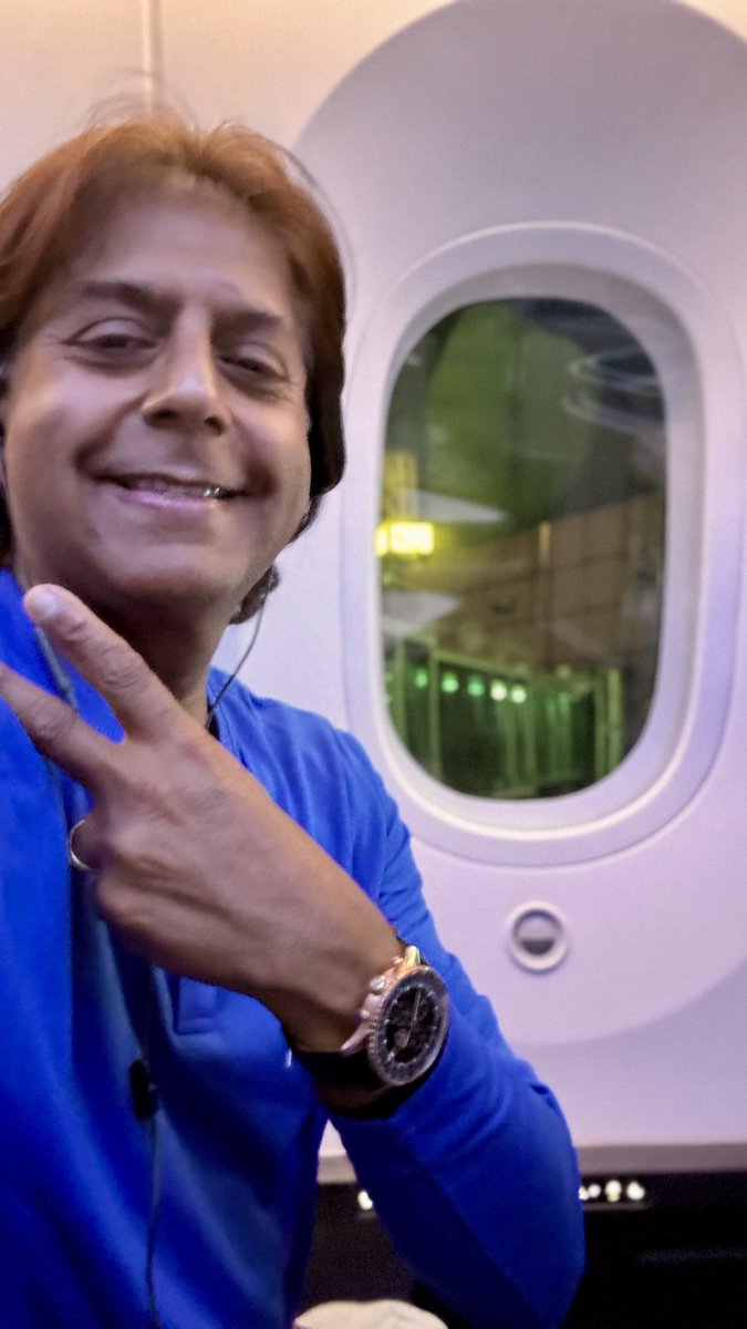 BhattFoundation's tweet image. Thank you, @united, for a smooth takeoff from @DelhiAirport to @EWRairport. The inflight service was outstanding, and @UnitedPilots made the experience even better. You all are truly the best of the best in the friendly skies! 🇮🇳☕️🥂🍾🍷🇺🇸
@staralliance @IndiGo6E @investindia