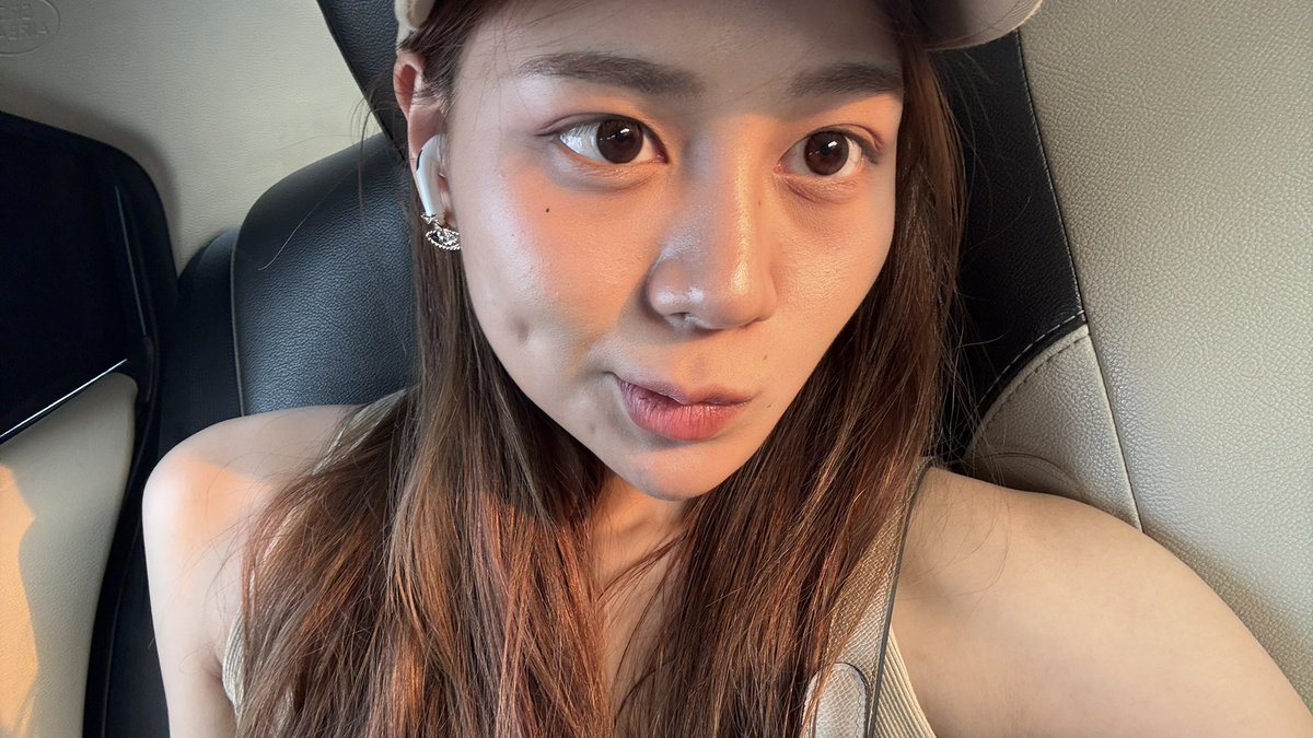 faythiii's tweet photo. กลมมม บ๊อกกกก
fayfay >> spherical creature

#ffayfayy #เฟย์เฟย์ฑิตยาพร https://t.co/MCkjtFwKrH