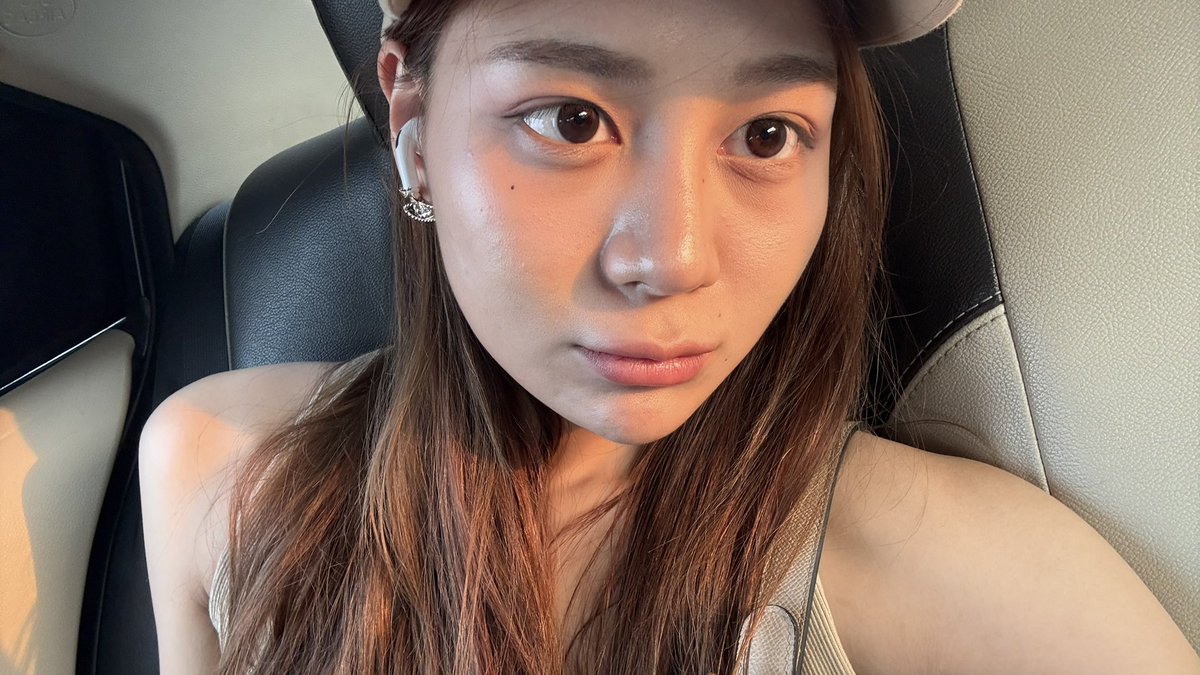 faythiii's tweet photo. กลมมม บ๊อกกกก
fayfay >> spherical creature

#ffayfayy #เฟย์เฟย์ฑิตยาพร https://t.co/MCkjtFwKrH