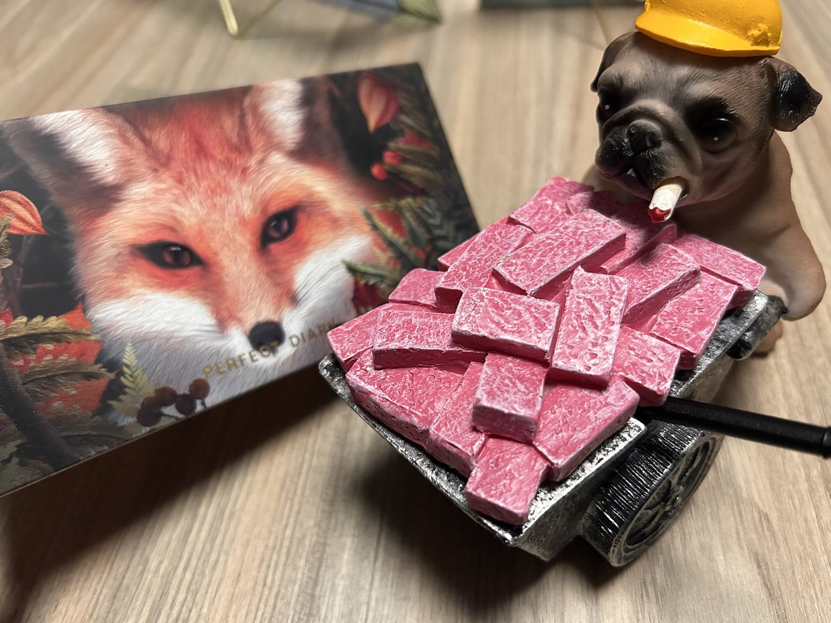 ありがとうございますかわちい
灰皿デビューさんきゅ～な‼️
<a href="/3k___pnt/">三色にゃんこ🍡🐱</a>