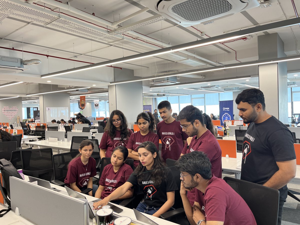 RailsGirls - Pune tweet media